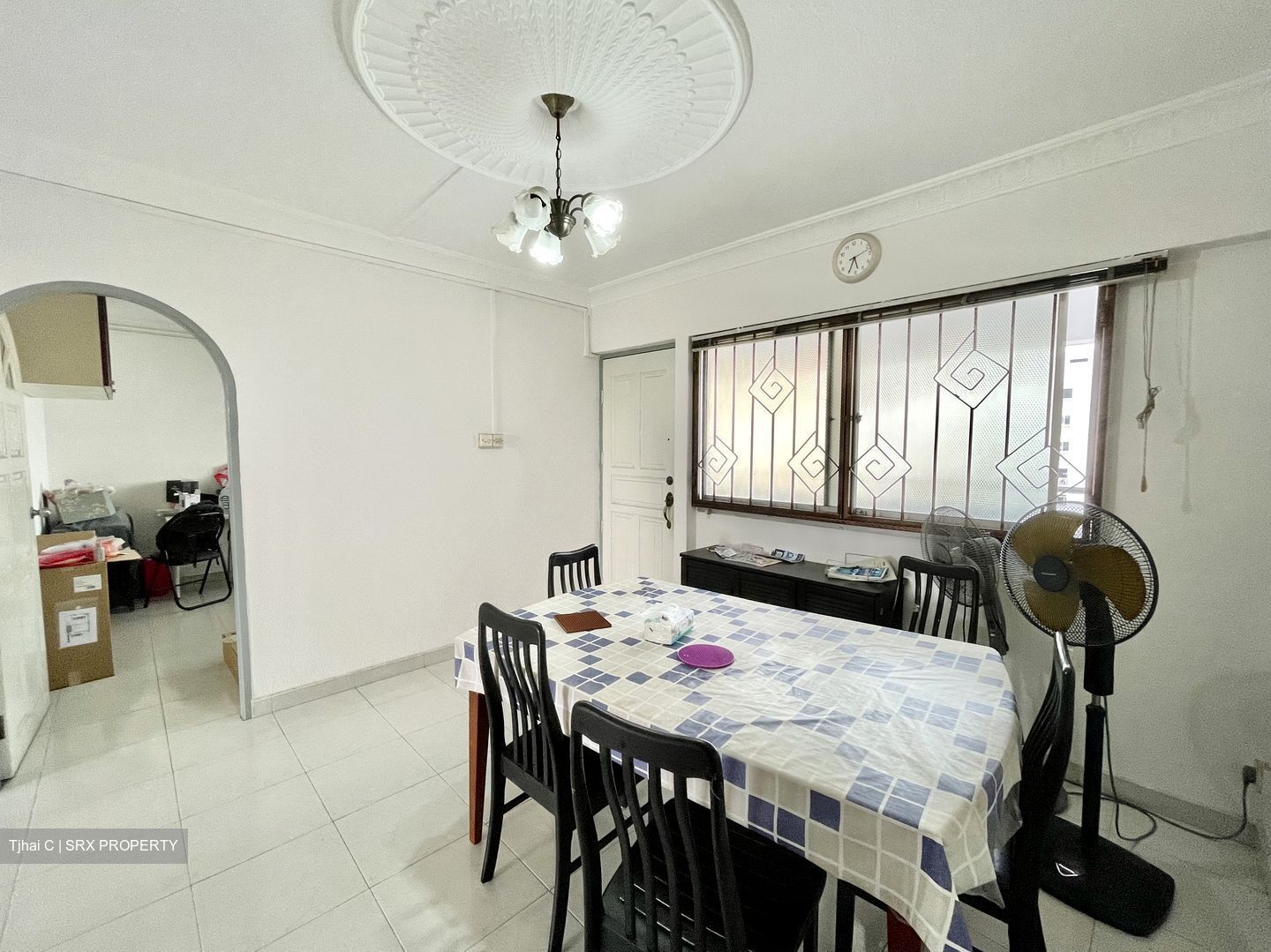 Blk 824 Yishun Street 81 (Yishun), HDB Executive #322331801